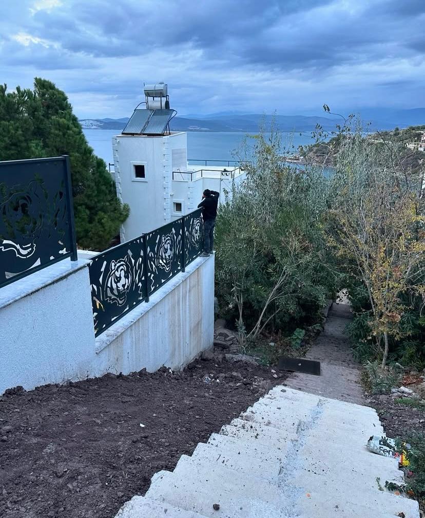 Hazar Korkuluk Sistemleri